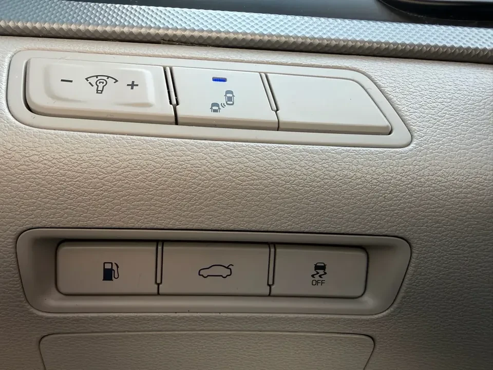 2018 Hyundai Sonata - Image 19 of 19