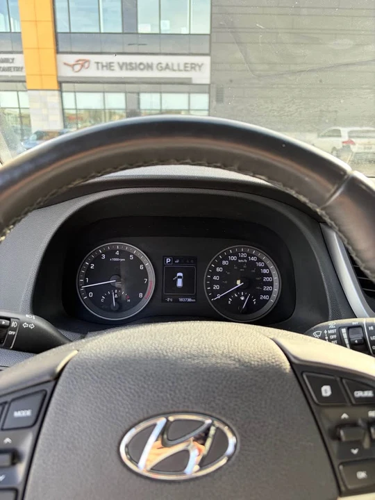 2018 Hyundai Tucson - Image 12 of 16