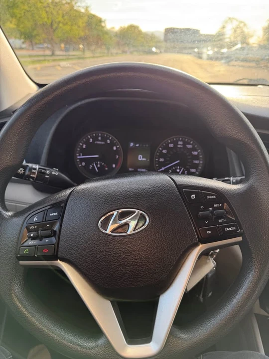 2018 Hyundai Tucson - Image 14 of 16