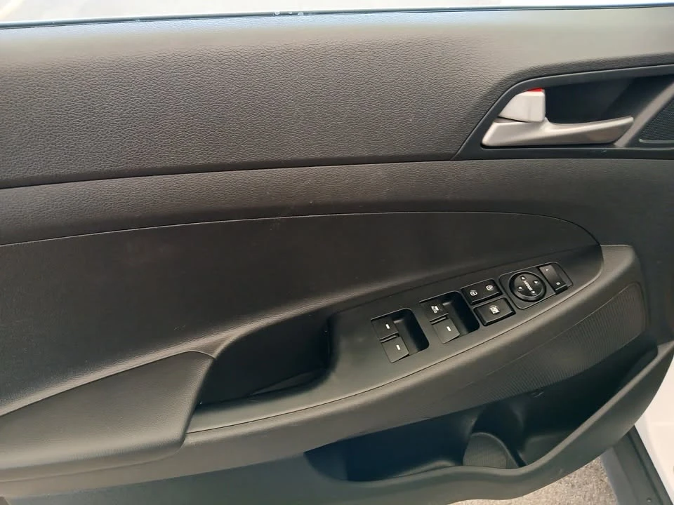 2018 Hyundai Tucson - Image 11 of 20