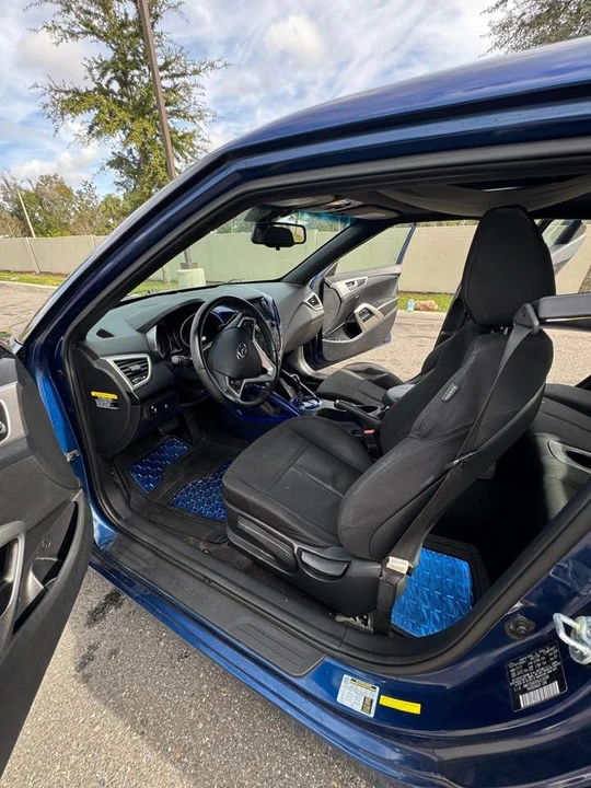 2018 Hyundai Veloster - Image 6 of 11