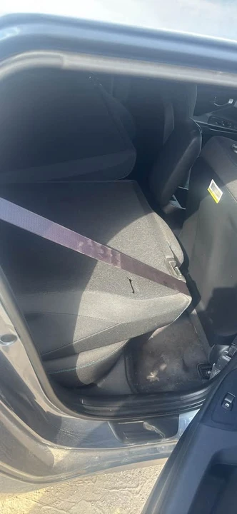 2018 Hyundai Veloster - Image 8 of 9