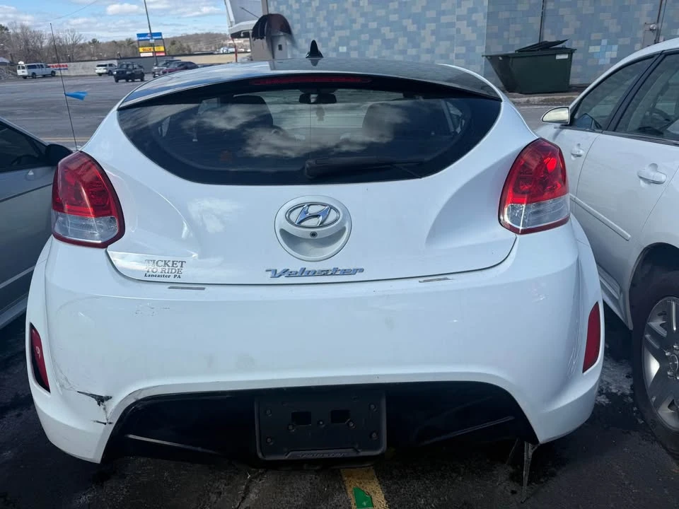 2016 Hyundai Veloster - Image 3 of 5