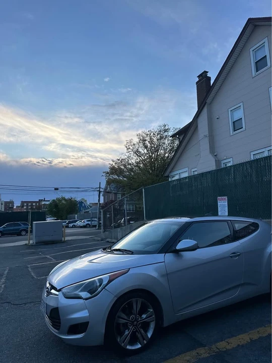 2018 Hyundai Veloster - Image 3 of 15