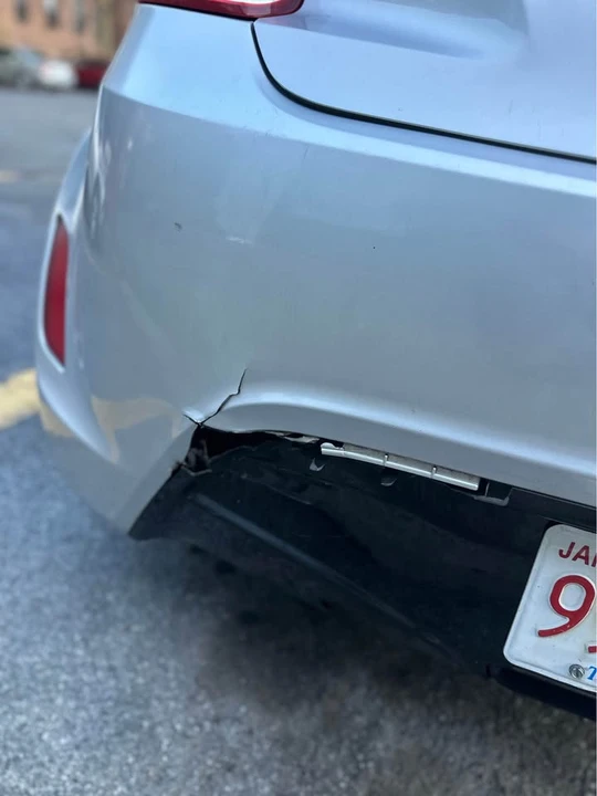 2018 Hyundai Veloster - Image 8 of 15
