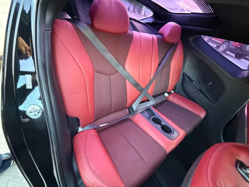 2018 Hyundai Veloster - Image 10 of 13