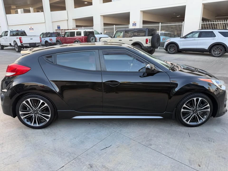 2018 Hyundai Veloster - Image 7 of 13