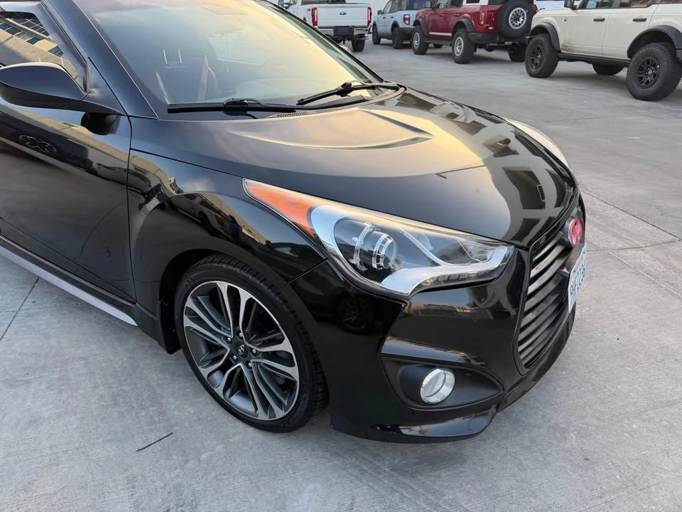 2018 Hyundai Veloster - Image 9 of 13