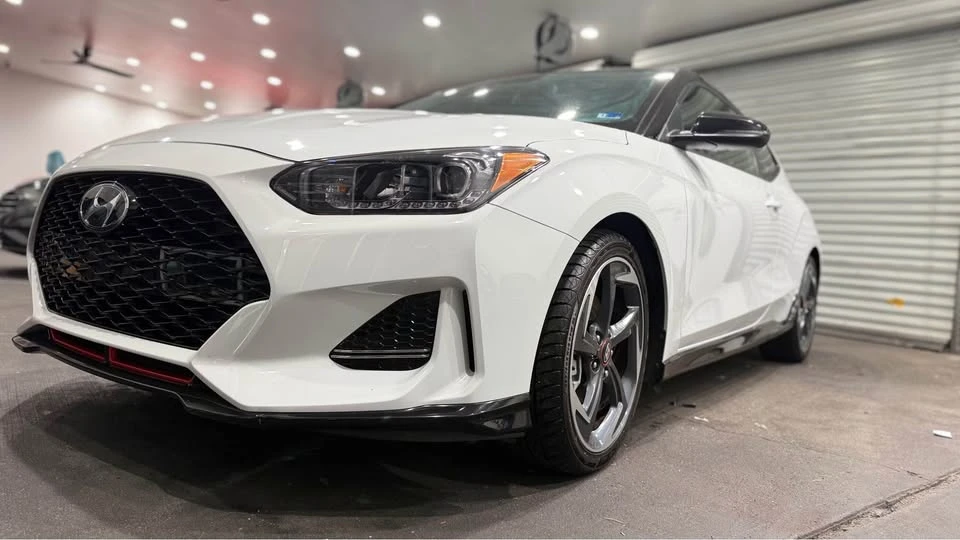 2018 Hyundai Veloster - Image 4 of 14