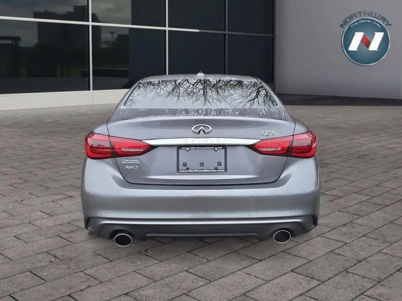2018 Infiniti Q50 - Image 4 of 12