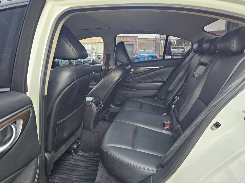 2018 Infiniti Q50 - Image 11 of 12