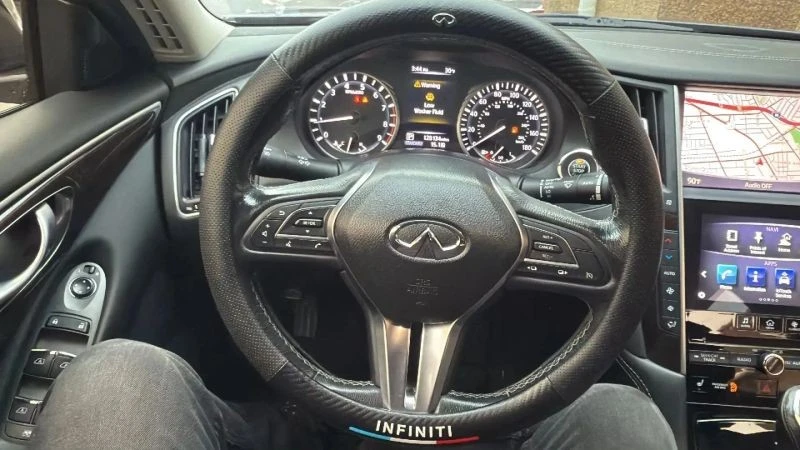 2018 Infiniti Q50 - Image 10 of 12