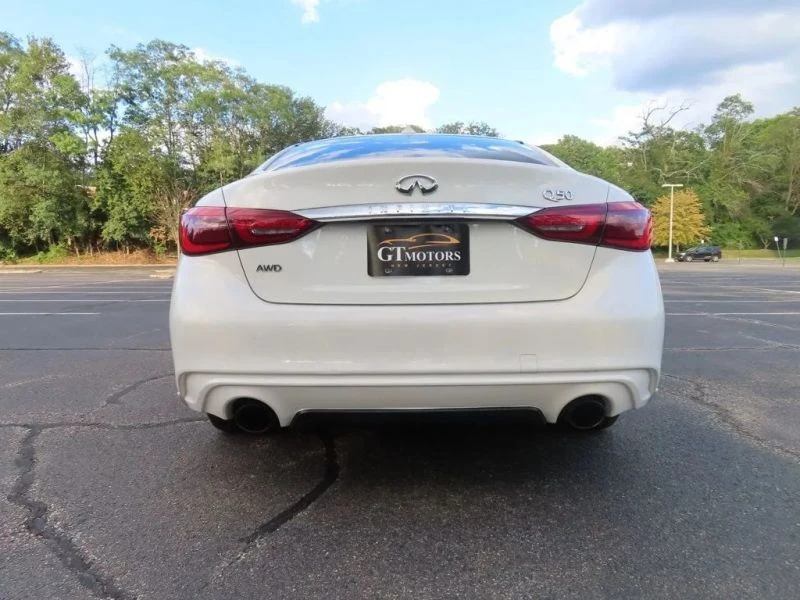 2018 Infiniti Q50 - Image 12 of 12