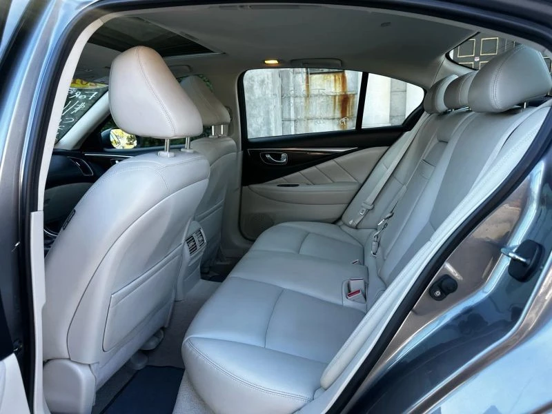 2018 Infiniti Q50 - Image 11 of 12