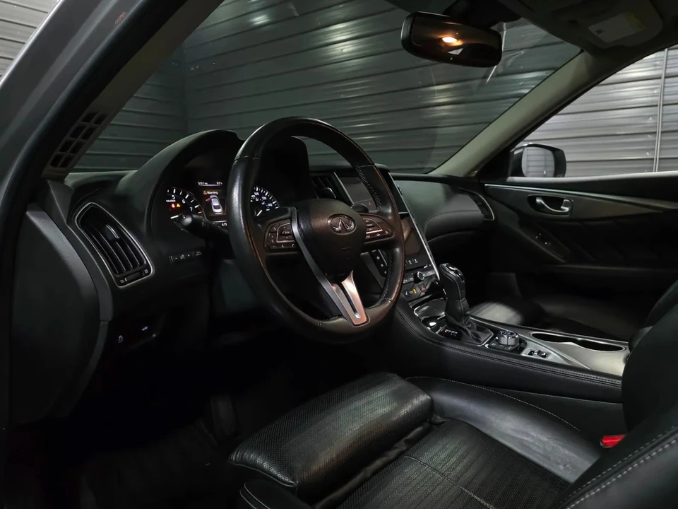 2018 Infiniti Q50 - Image 10 of 12