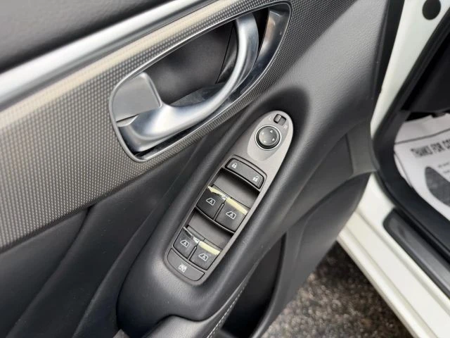 2018 Infiniti Q50 - Image 16 of 21