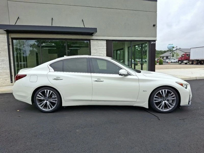 2018 Infiniti Q50 - Image 7 of 12