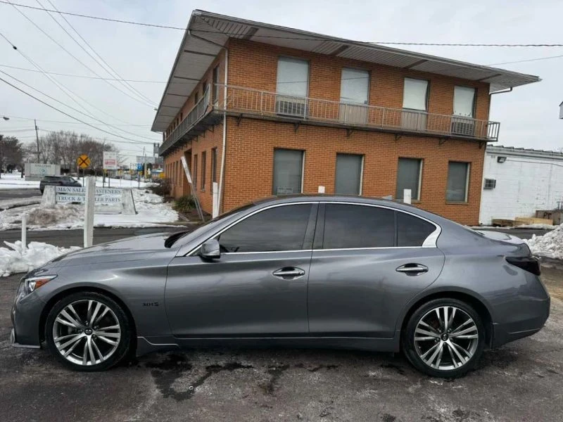 2018 Infiniti Q50 - Image 10 of 12