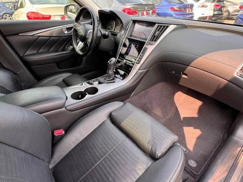 2018 Infiniti Q50 - Image 10 of 12