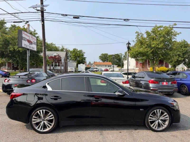 2018 Infiniti Q50 - Image 8 of 12