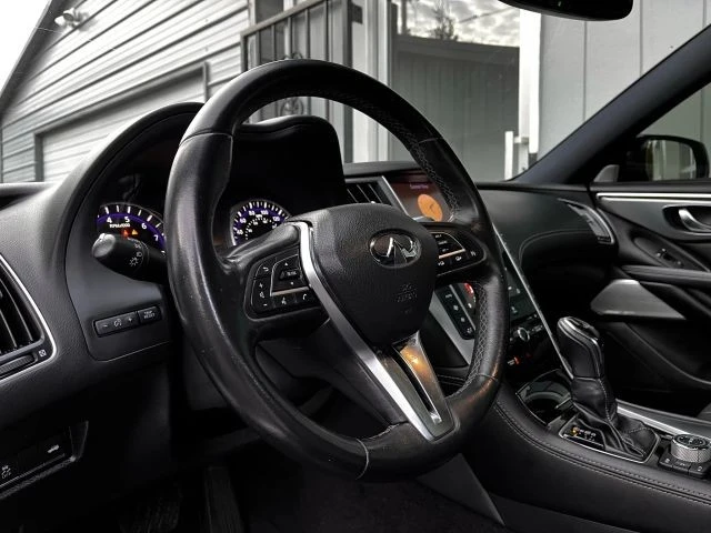 2018 Infiniti Q60 - Image 17 of 21