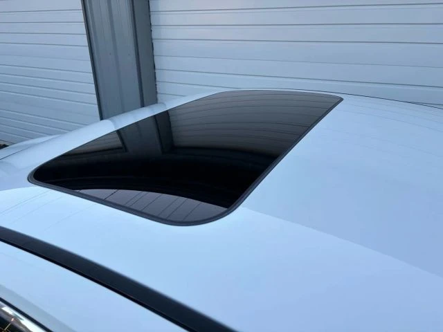 2018 Infiniti Q60 - Image 27 of 30