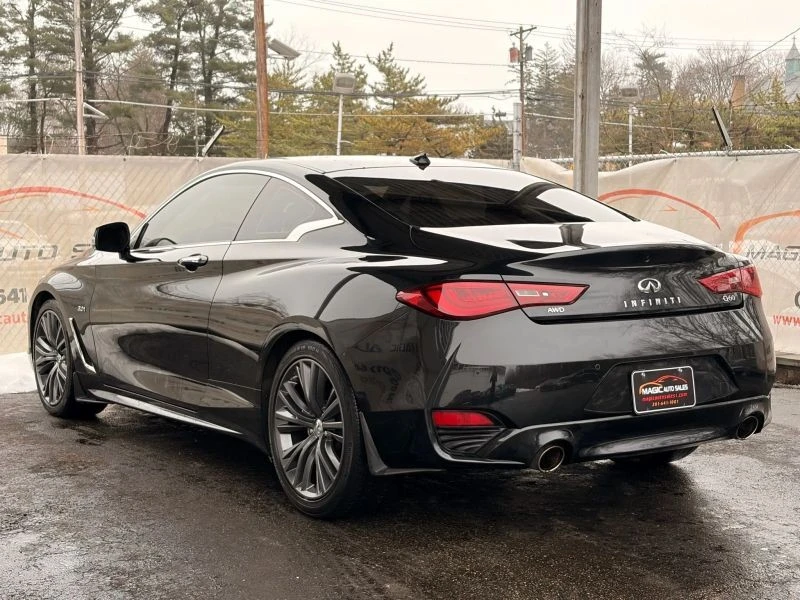 2018 Infiniti Q60 - Image 11 of 12