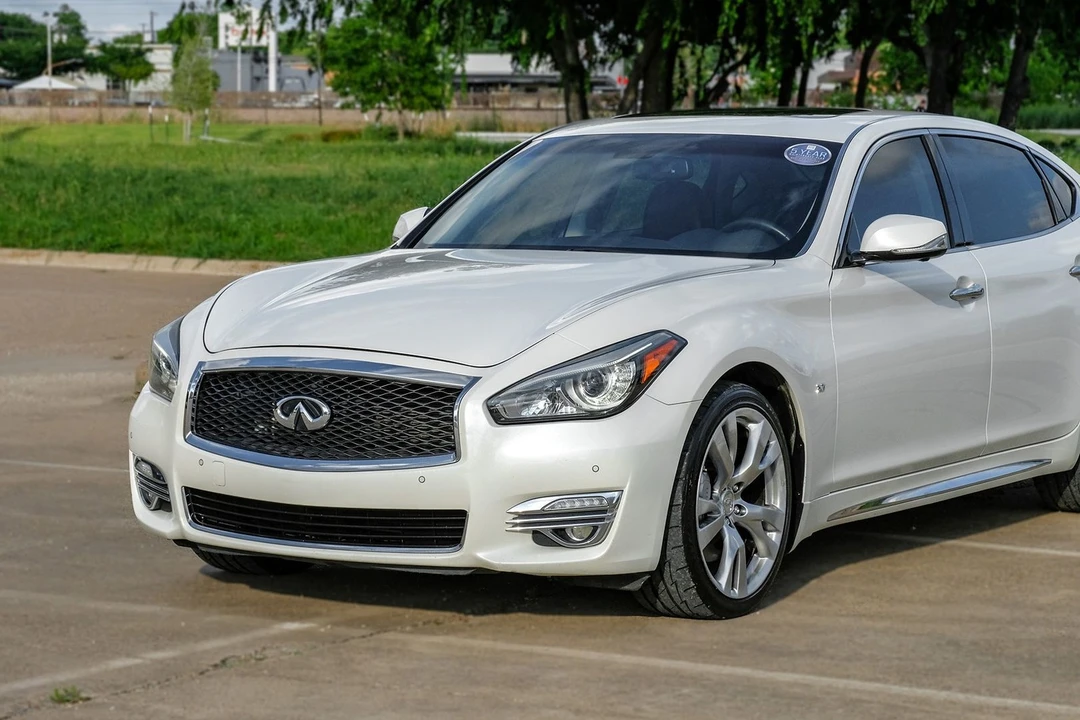 2018 Infiniti M/Q70 4th Gen - Image 7 of 31