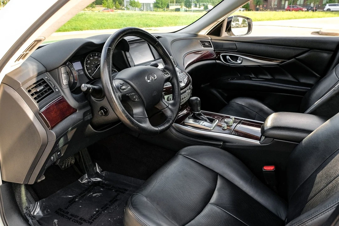 2018 Infiniti M/Q70 4th Gen - Image 4 of 31