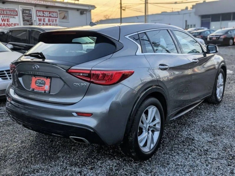 2018 Infiniti QX30 - Image 8 of 12