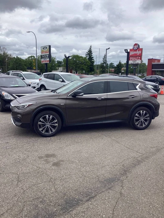 2018 Infiniti QX30 - Image 10 of 21