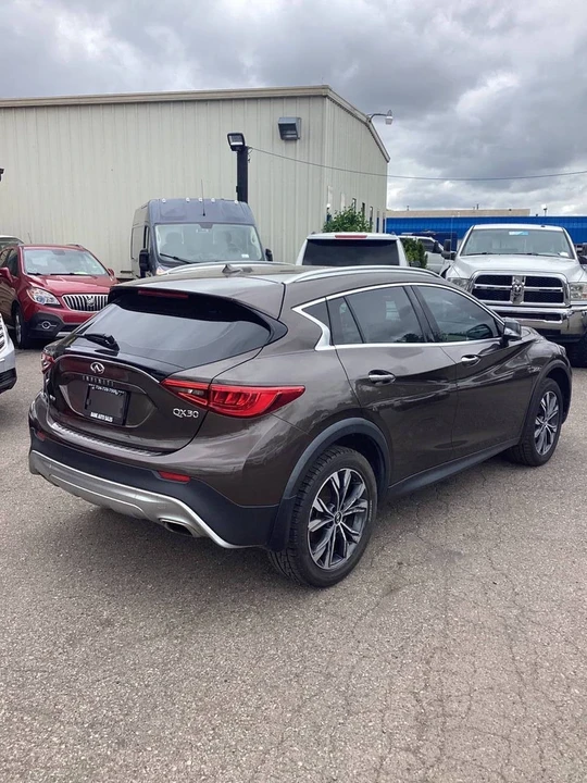 2018 Infiniti QX30 - Image 2 of 21