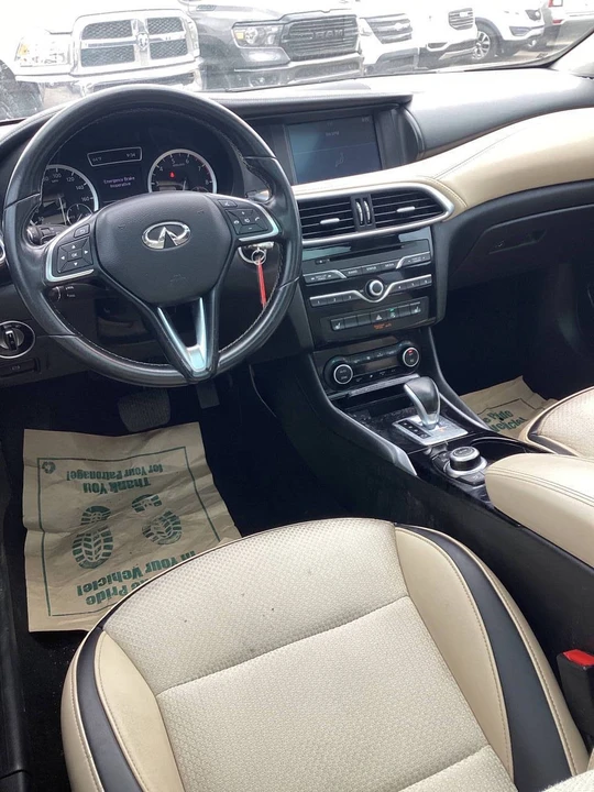 2018 Infiniti QX30 - Image 18 of 21