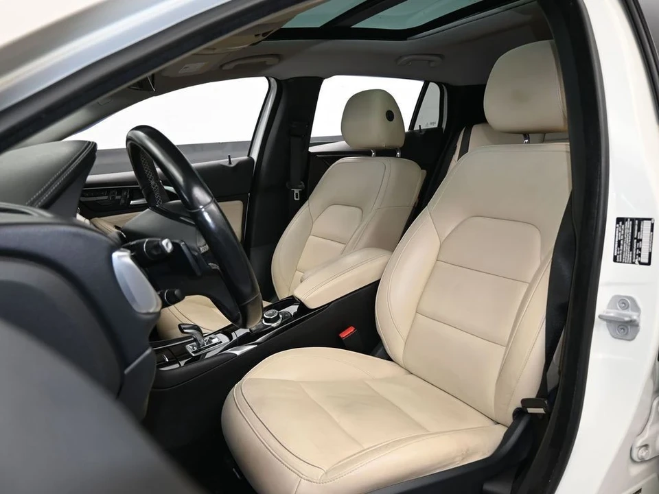 2018 Infiniti QX30 - Image 10 of 12