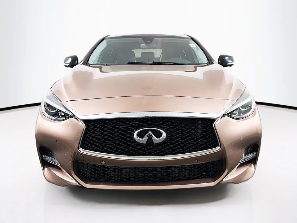 2018 Infiniti QX30 - Image 2 of 21