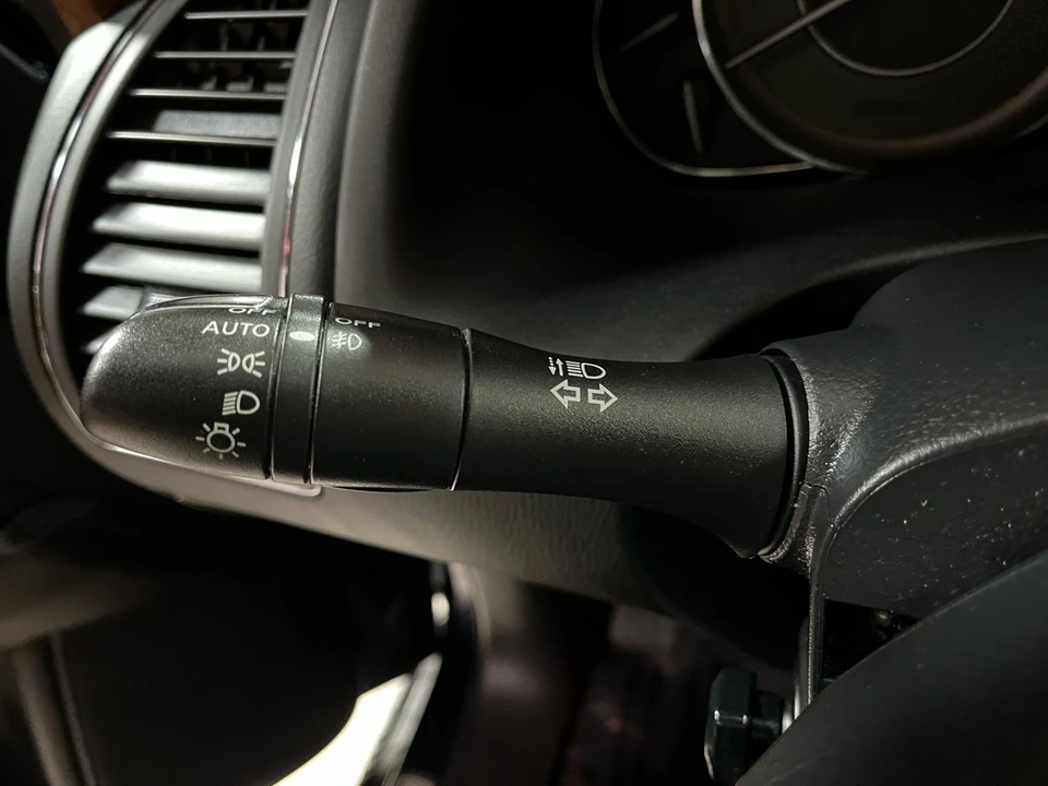 2018 Infiniti QX80 - Image 17 of 21