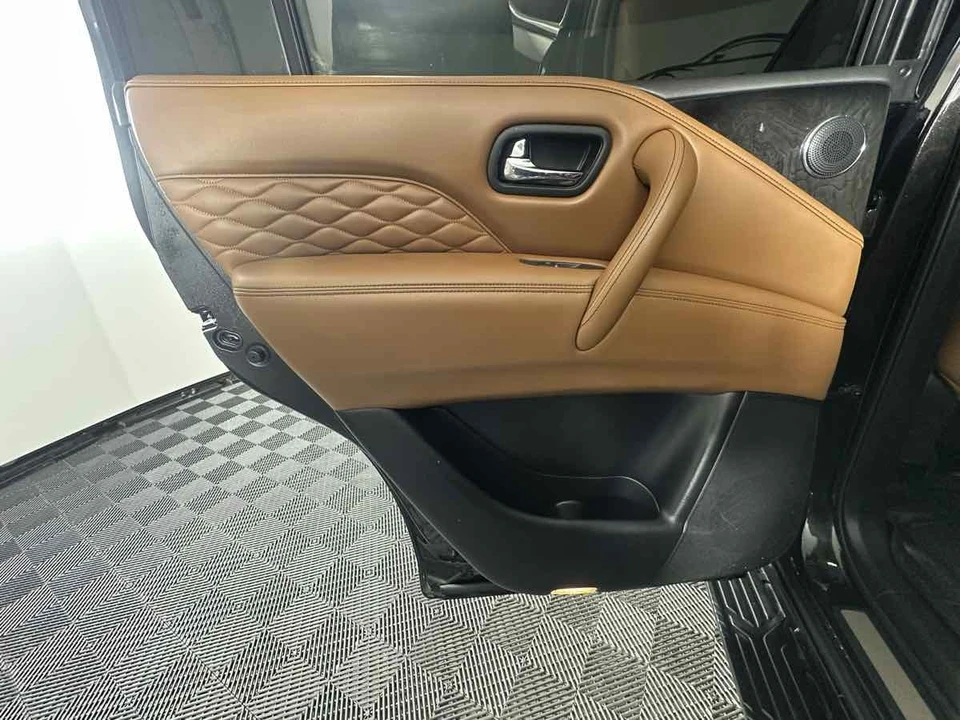 2018 Infiniti QX80 - Image 17 of 21