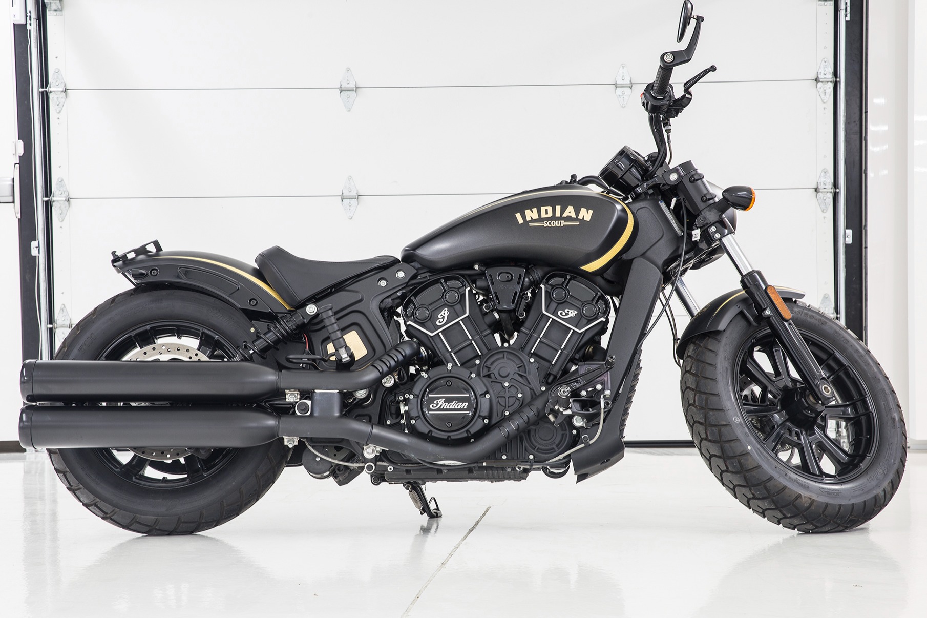 2018 Indian Jack Daniel’s Scout Bobber