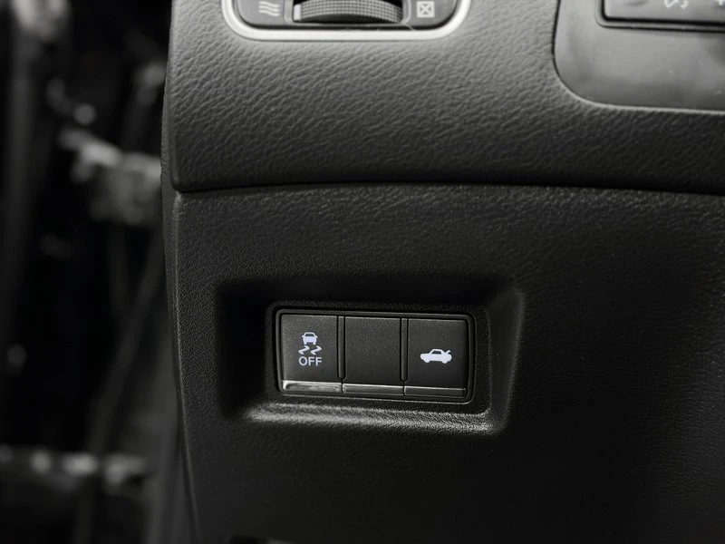 2018 Infiniti Q50 - Image 16 of 20