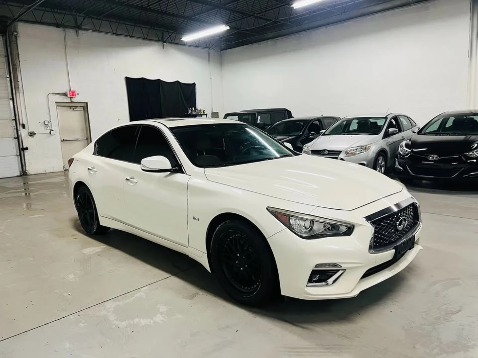 2018 Infiniti Q50 - Image 2 of 15