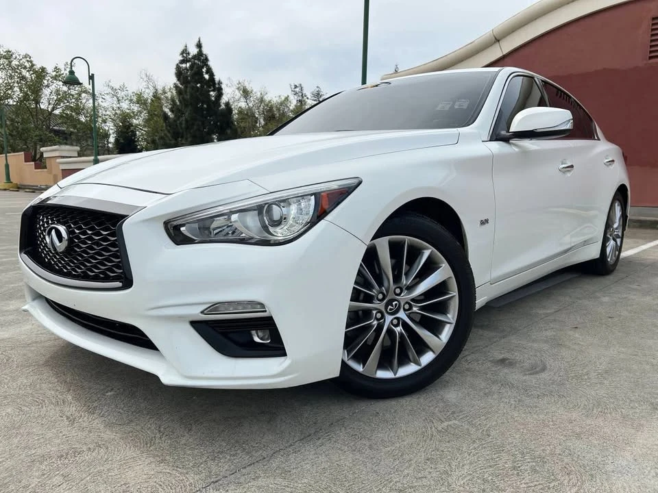 2018 Infiniti Q50 - Image 2 of 20