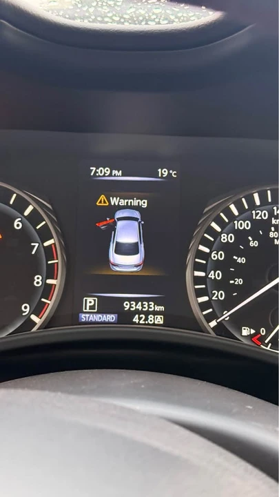 2018 Infiniti Q50 - Image 9 of 10