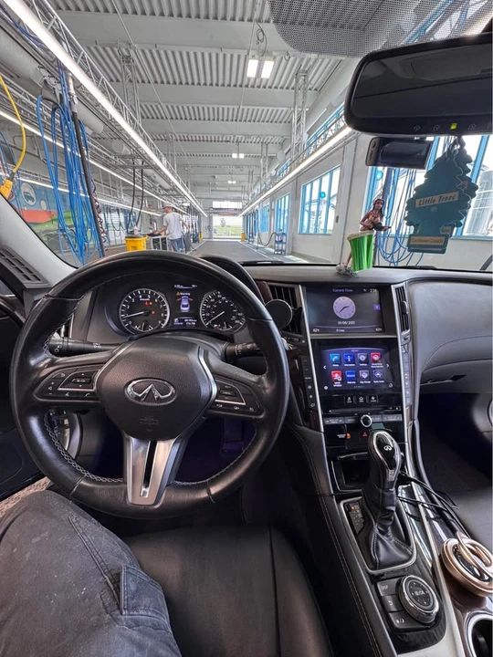 2018 Infiniti Q50 - Image 10 of 15