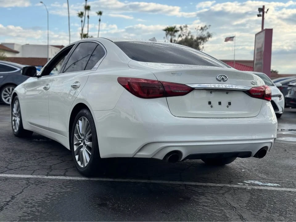 2018 Infiniti Q50 - Image 5 of 15