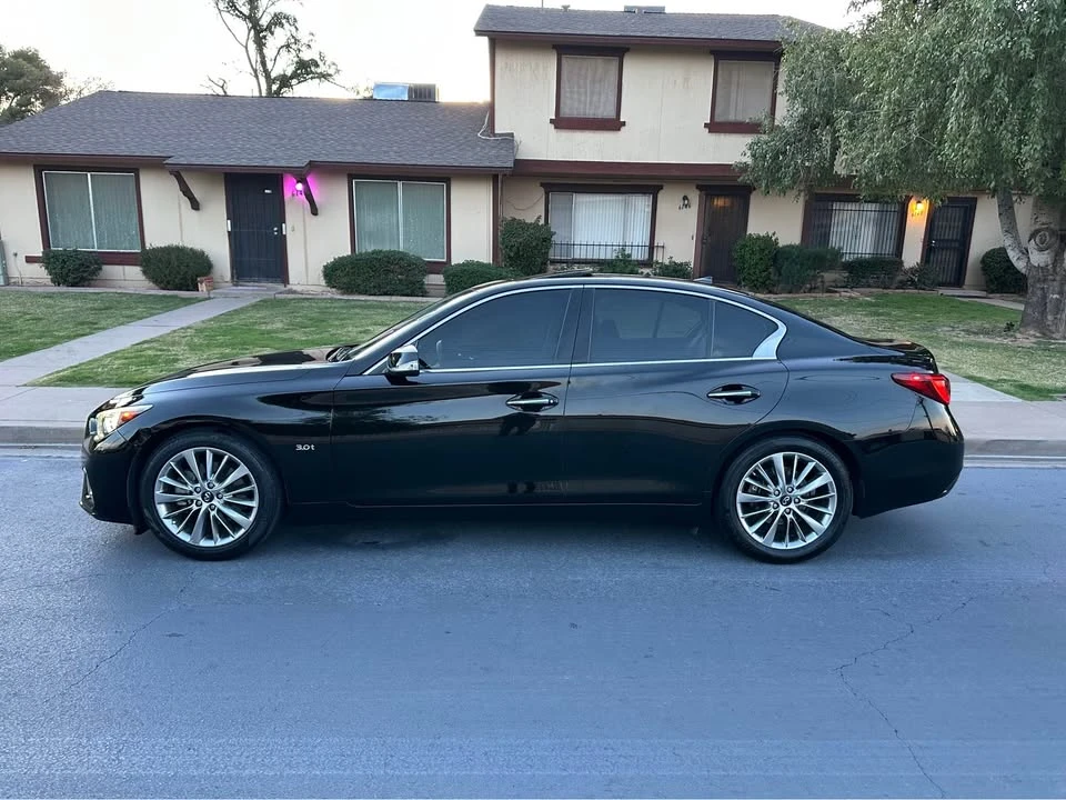 2018 Infiniti Q50 - Image 2 of 17