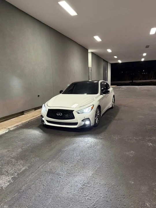 2018 Infiniti Q50 - Image 2 of 4