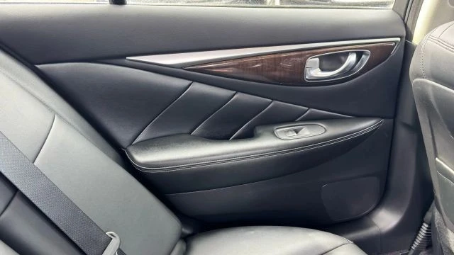 2018 Infiniti Q50 - Image 27 of 31