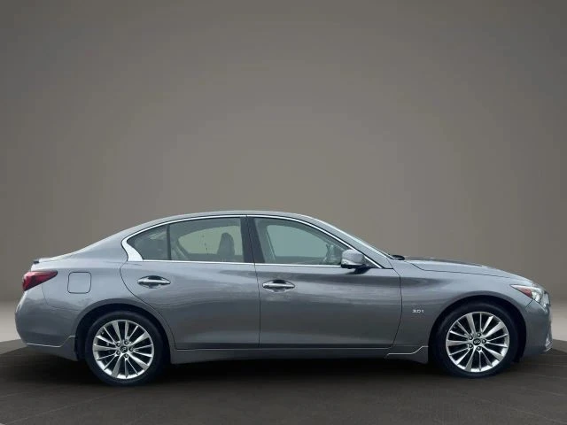 2018 Infiniti Q50 - Image 2 of 31
