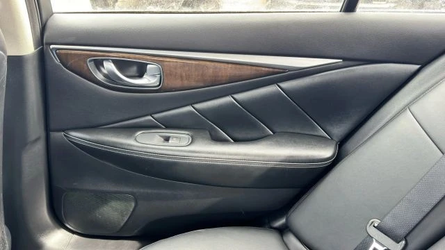 2018 Infiniti Q50 - Image 28 of 31