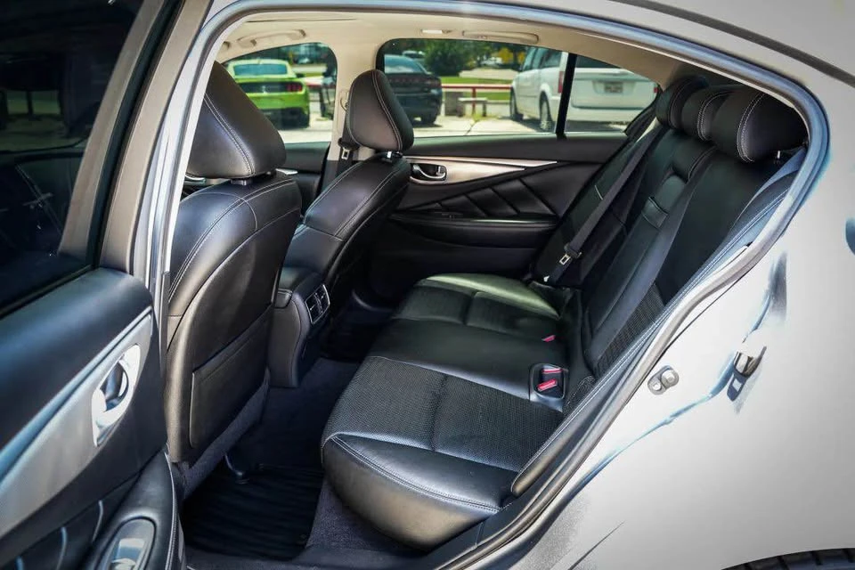 2018 Infiniti Q50 - Image 2 of 10